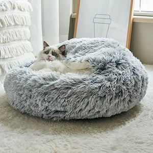 Deep Sleep – Enclosed Plush Cat Bed for Secure, Full Rest