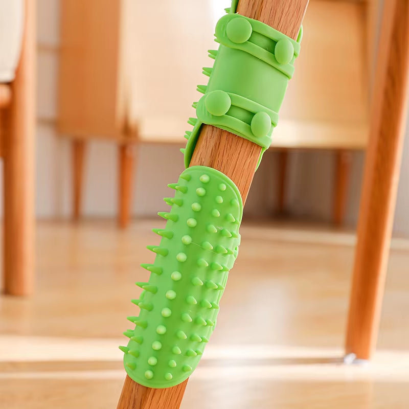 Adjustable cat corner scratcher protecting furniture while satisfying scratching instincts